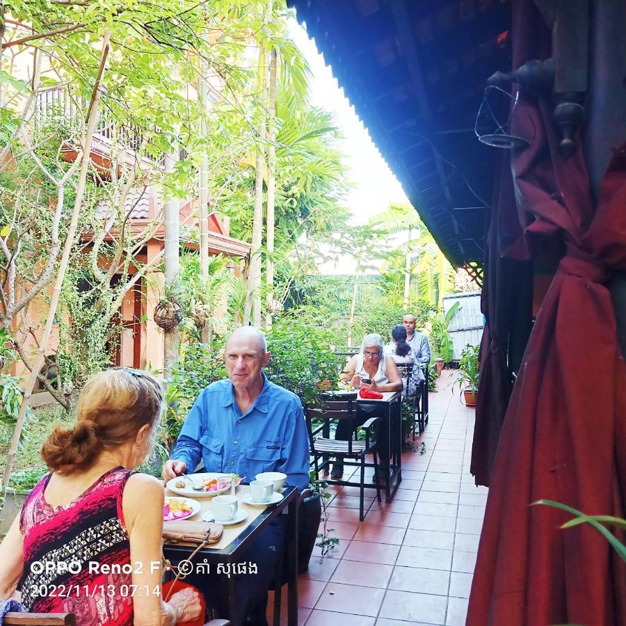 Kouprey Hotel Siem Reap Buitenkant foto